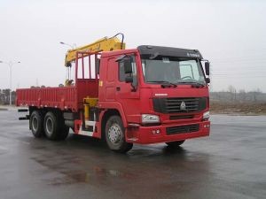 Sinotruk HOWO 6X4 Crane Mounted Truck